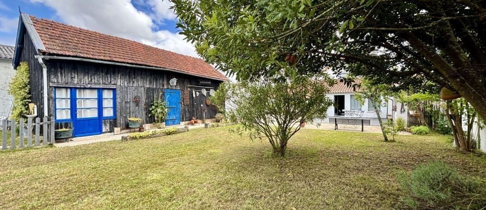 House 5 rooms of 140 m² in Les Mathes (17570)