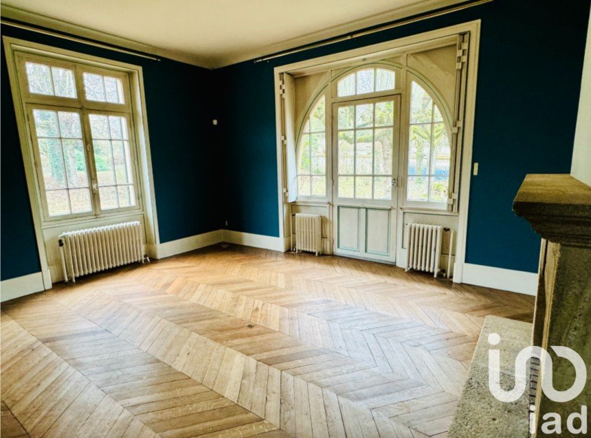 Mansion 12 rooms of 236 m² in Couilly-Pont-aux-Dames (77860)