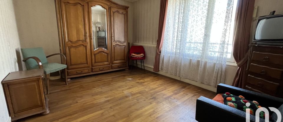 House 4 rooms of 90 m² in Bouafle (78410)