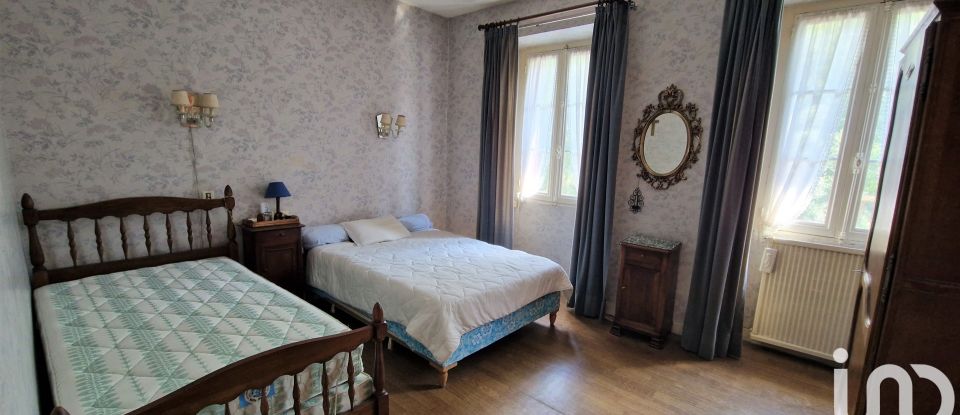 House 11 rooms of 234 m² in Sarrancolin (65410)