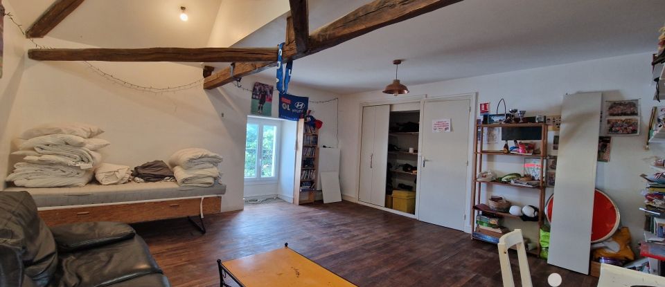 Maison 8 pièces de 185 m² à Dissay (86130)