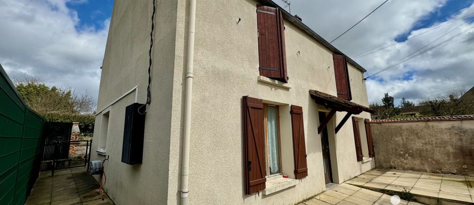 House 4 rooms of 100 m² in Bernay-Vilbert (77540)