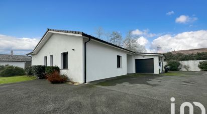 Maison traditionnelle 5 pièces de 119 m² à Roaillan (33210)