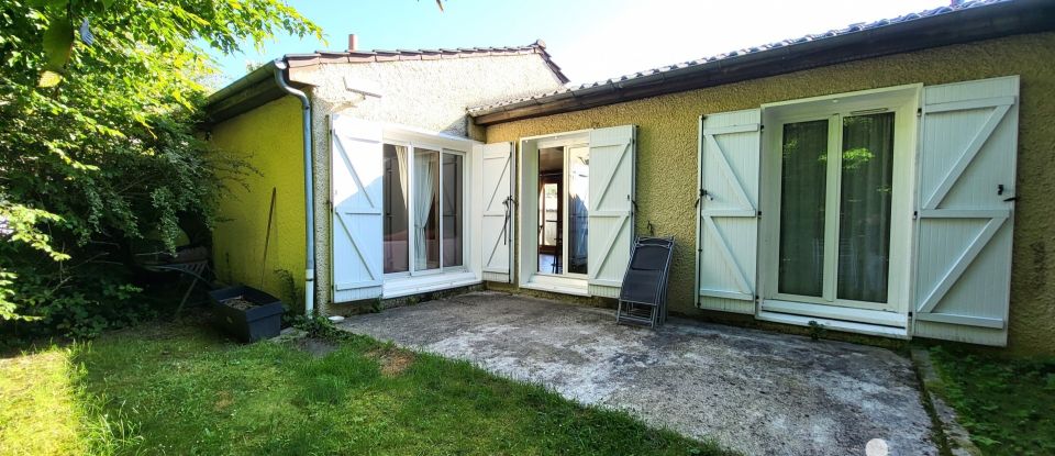 Maison 5 pièces de 100 m² à Jouy-en-Josas (78350)