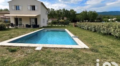House 5 rooms of 90 m² in Cucuron (84160)
