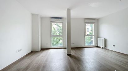 Apartment 1 room of 33 m² in Le Blanc-Mesnil (93150)