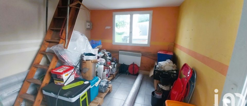 Longère 4 pièces de 98 m² à Chuisnes (28190)