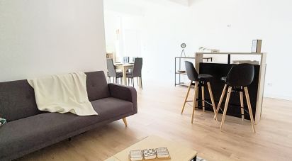 Appartement 3 pièces de 66 m² à Saint-Laurent-de-Chamousset (69930)