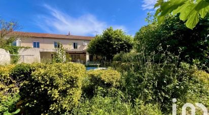 House 8 rooms of 155 m² in Avignon (84000)