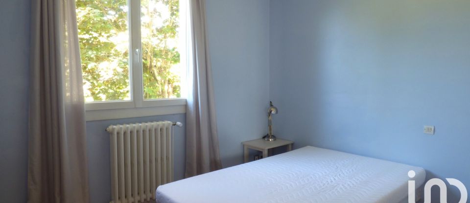 House 6 rooms of 135 m² in Nantes (44300)