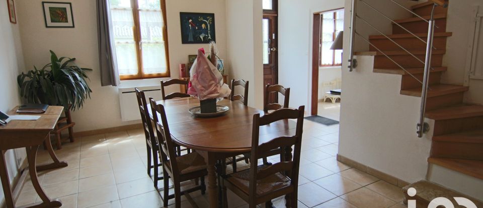 House 5 rooms of 137 m² in Nagel-Séez-Mesnil (27190)