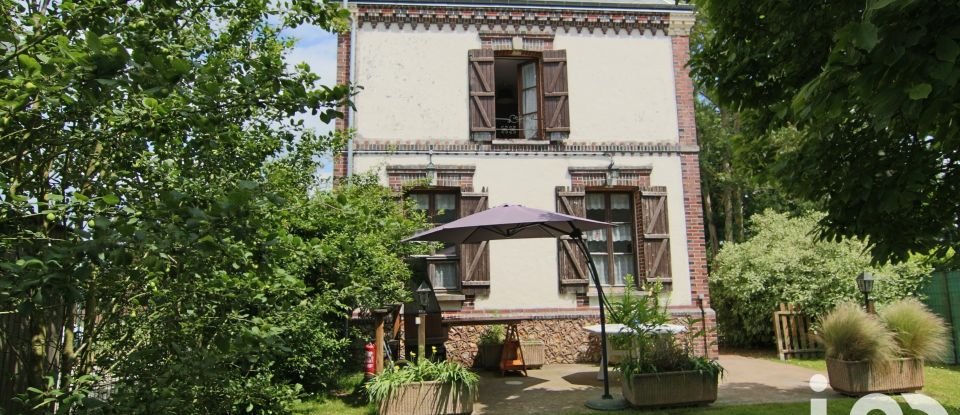 House 5 rooms of 137 m² in Nagel-Séez-Mesnil (27190)