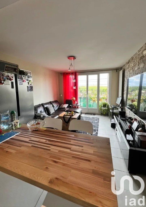 Apartment 3 rooms of 49 m² in Goussainville (95190)