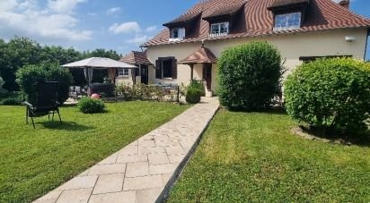 Country house 6 rooms of 153 m² in Argences (14370)