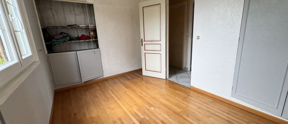 House 3 rooms of 71 m² in Senlis (60300)