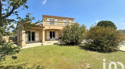 Maison 6 pièces de 130 m² à Castillon-du-Gard (30210)