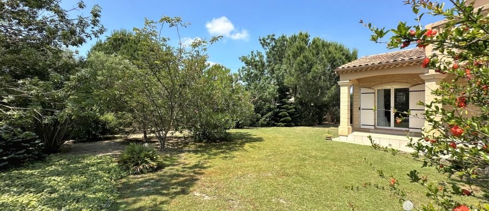 House 6 rooms of 130 m² in Uzès (30700)