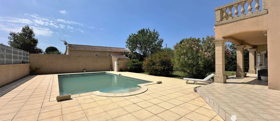 House 6 rooms of 130 m² in Uzès (30700)