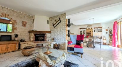 Maison traditionnelle 7 pièces de 175 m² à Les Mureaux (78130)