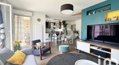 Apartment 4 rooms of 80 m² in Puteaux (92800)