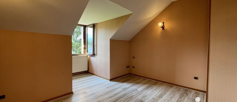 Maison traditionnelle 6 pièces de 125 m² à Tullins (38210)