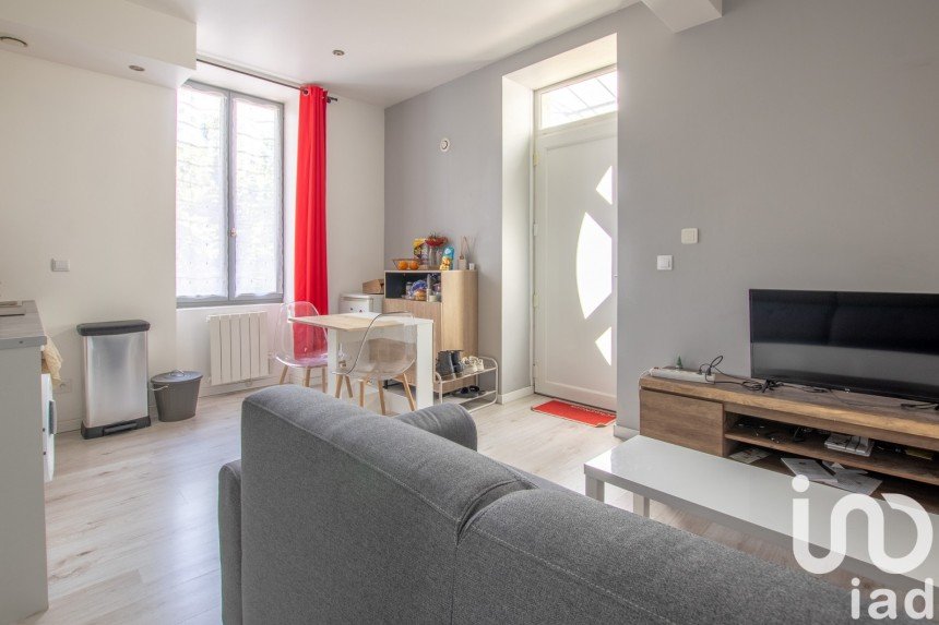 Appartement 2 pièces de 27 m² à Aix-les-Bains (73100)