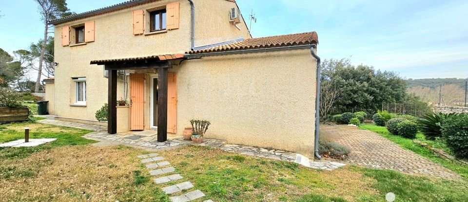 Maison 6 pièces de 150 m² à Bagnols-sur-Cèze (30200)