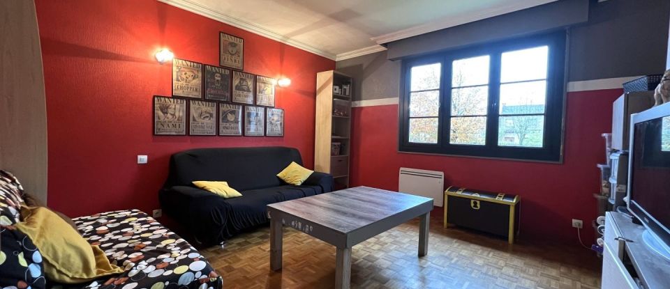 House 9 rooms of 220 m² in Hazebrouck (59190)