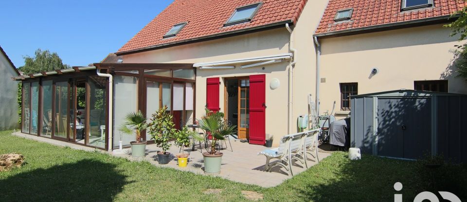 House 6 rooms of 153 m² in Nandy (77176)