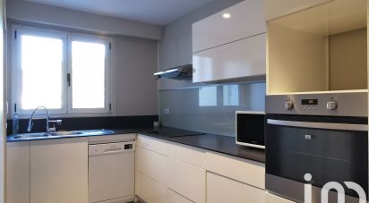 Appartement 4 pièces de 137 m² à Lille (59800)