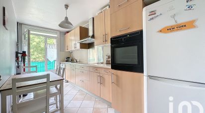 Apartment 5 rooms of 90 m² in Ballainvilliers (91160)