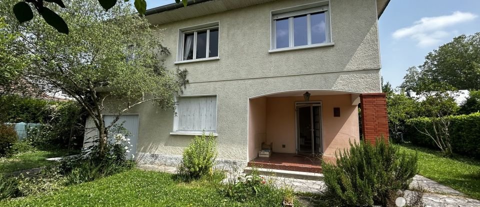 Maison traditionnelle 5 pièces de 158 m² à Pau (64000)