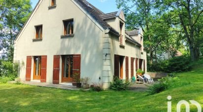 House 8 rooms of 180 m² in Saint-Arnoult-en-Yvelines (78730)