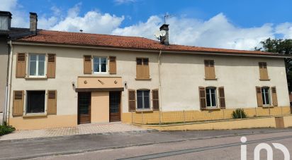 Maison de village 10 pièces de 237 m² à Pont-lès-Bonfays (88260)
