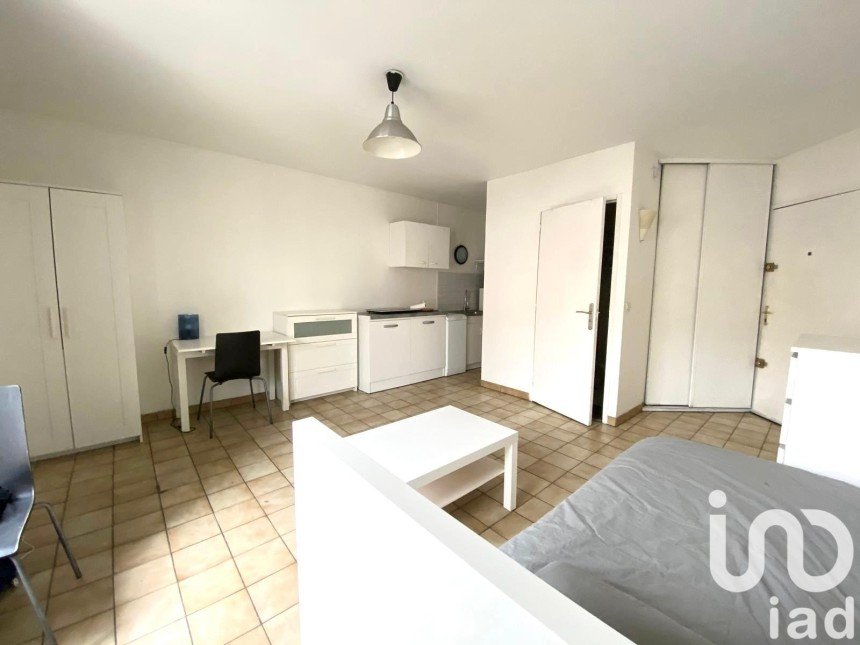 Studio 1 pièce de 25 m² à Savigny-sur-Orge (91600)