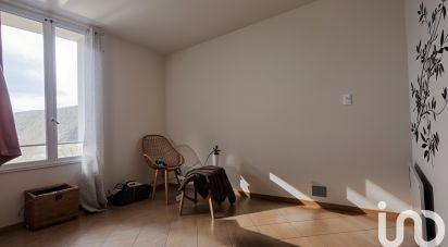 Apartment 4 rooms of 78 m² in La Garde-Freinet (83680)
