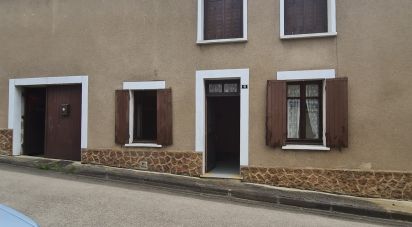 Village house 4 rooms of 61 m² in Maligny (89800)