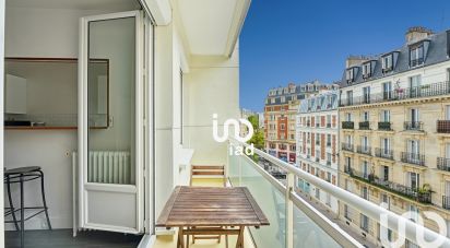 Appartement 2 pièces de 46 m² à Paris (75018)