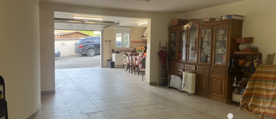 House 7 rooms of 193 m² in Pont-sur-Yonne (89140)