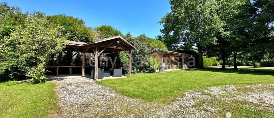 Maison 7 pièces de 245 m² à Chaumes-en-Brie (77390)