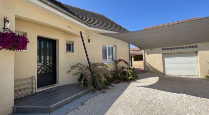 House 7 rooms of 154 m² in Fragnes-La Loyère (71530)