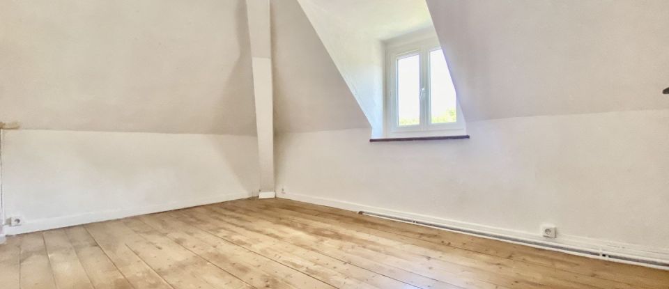 Maison 7 pièces de 198 m² à MALESHERBES (45330)