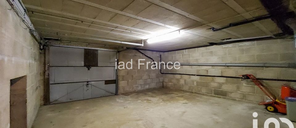 Maison 10 pièces de 219 m² à Saint-Nom-la-Bretèche (78860)