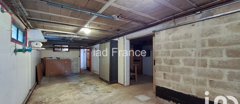 Maison 10 pièces de 219 m² à Saint-Nom-la-Bretèche (78860)