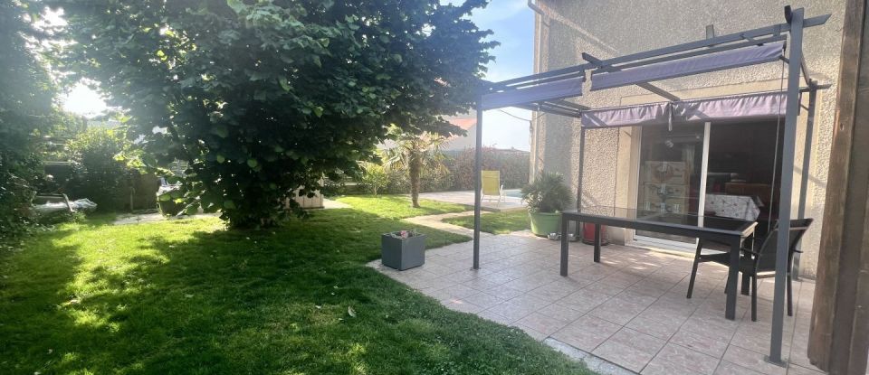 Maison 4 pièces de 137 m² à Tarbes (65000)