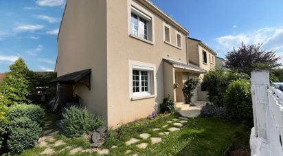 House 6 rooms of 106 m² in Villiers-sur-Orge (91700)