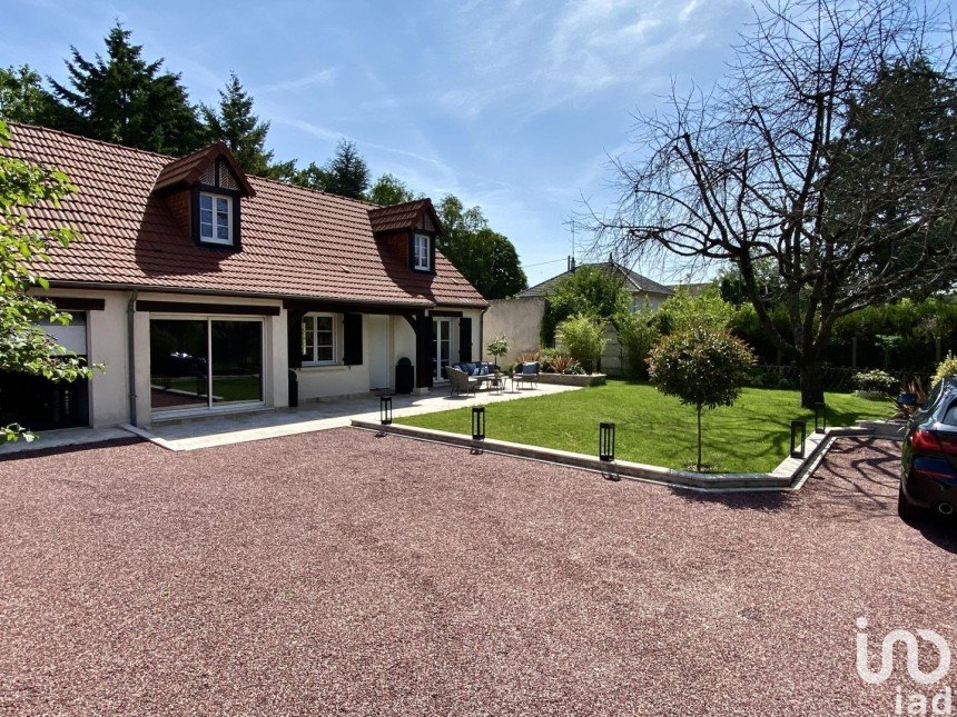 Maison 5 pièces de 133 m² à La Chapelle-Saint-Mesmin (45380)