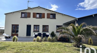 House 6 rooms of 167 m² in Gouville-sur-Mer (50560)