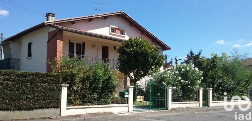 Traditional house 5 rooms of 168 m² in Moissac (82200)