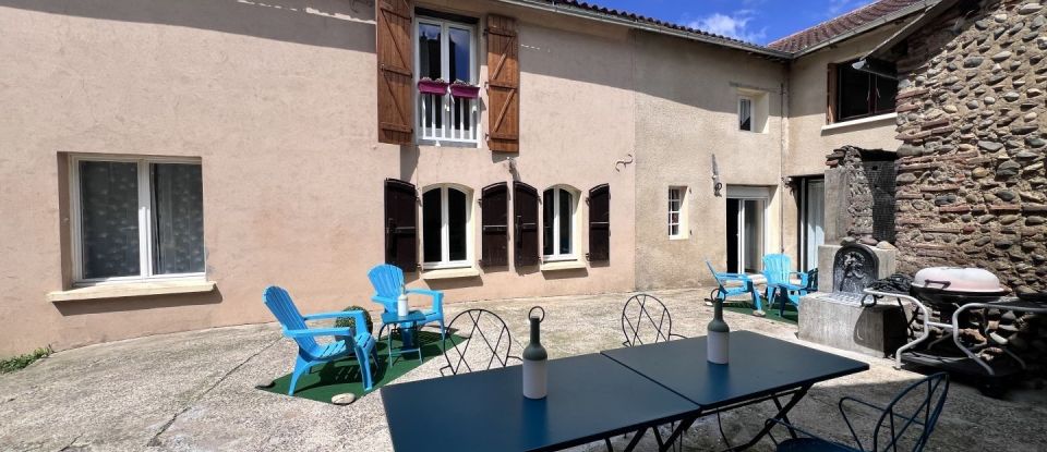 House 7 rooms of 185 m² in Vic-en-Bigorre (65500)